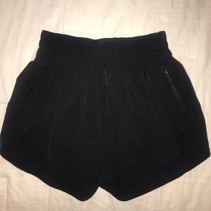 🌹lululemon shorts